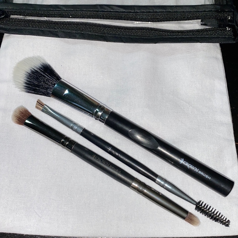 Set of 3 Crown Brushes Face, Brow Duo, eyeshadow duo